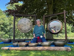 klangskåle - klangmeditation Lotte Koch